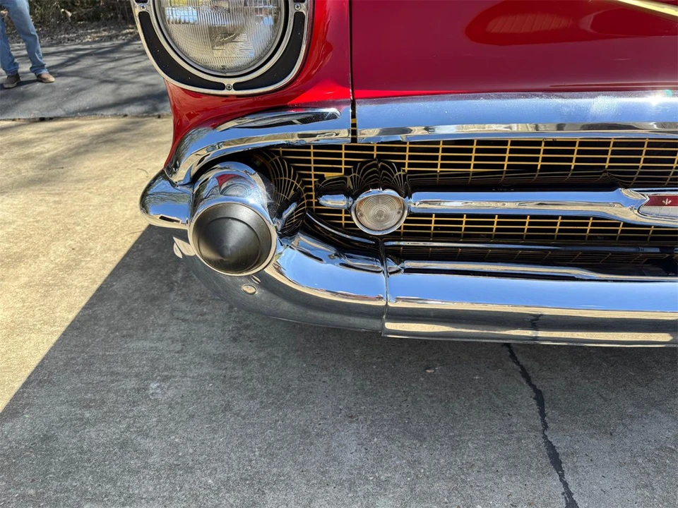 1957 Chevrolet Tri-Five Bel Air 2-Door Hardtop & Coupe - Image 2 of 31