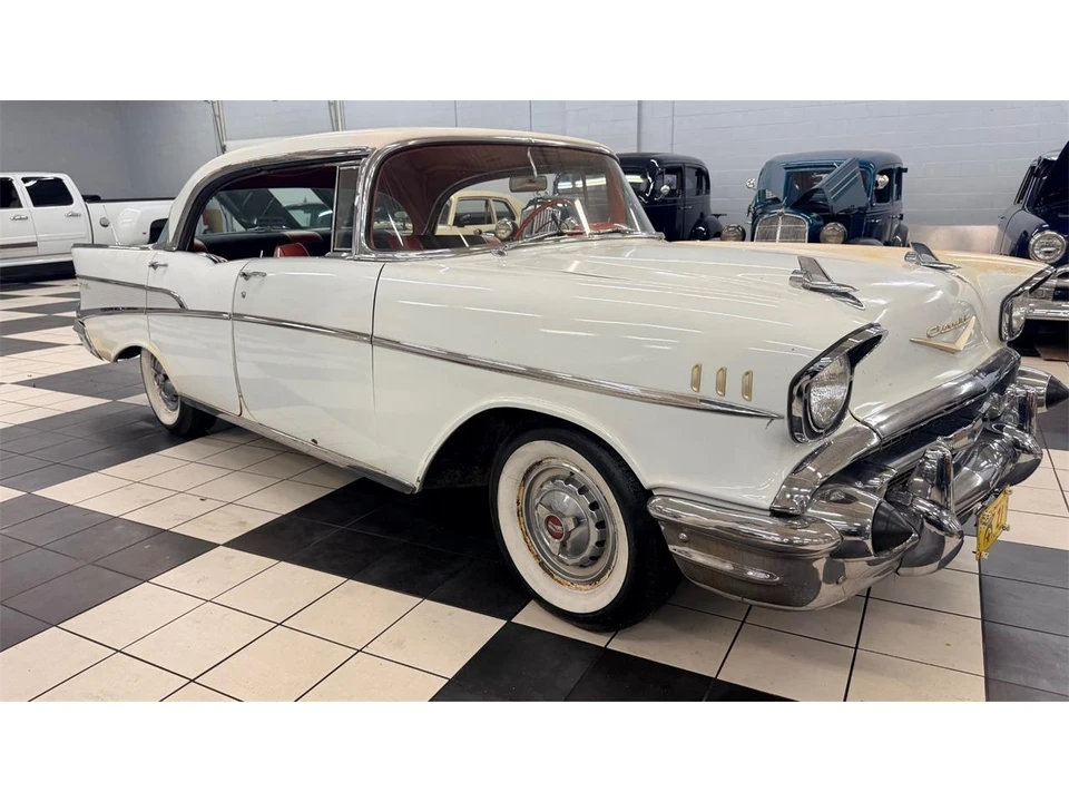 1957 Chevrolet Tri-Five Bel Air 2-Door Hardtop & Coupe - Image 3 of 31