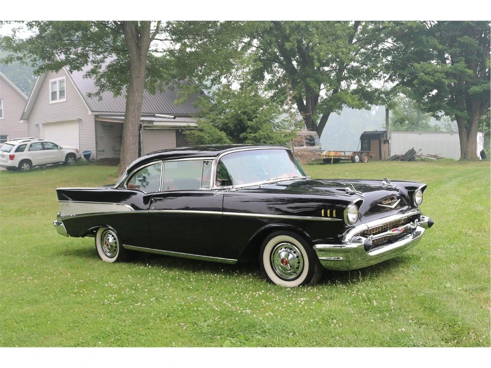 1957 Chevrolet Tri-Five Bel Air 2-Door Hardtop & Coupe - Image 19 of 31