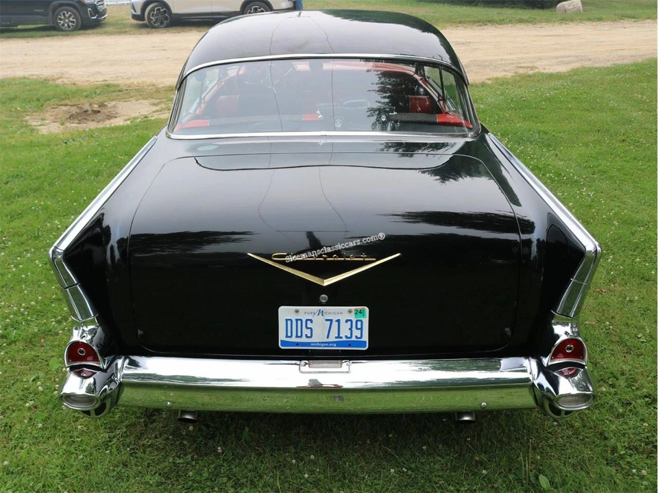1957 Chevrolet Tri-Five Bel Air 2-Door Hardtop & Coupe - Image 16 of 31