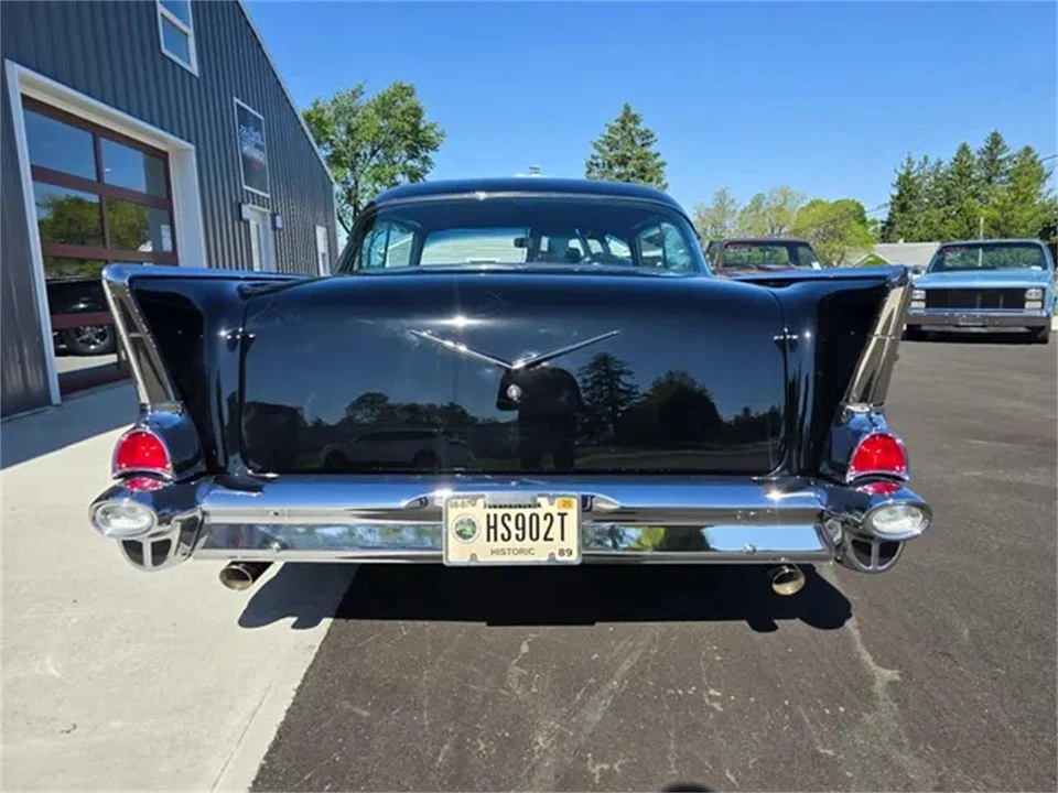 1957 Chevrolet Tri-Five Bel Air 2-Door Hardtop & Coupe - Image 6 of 31