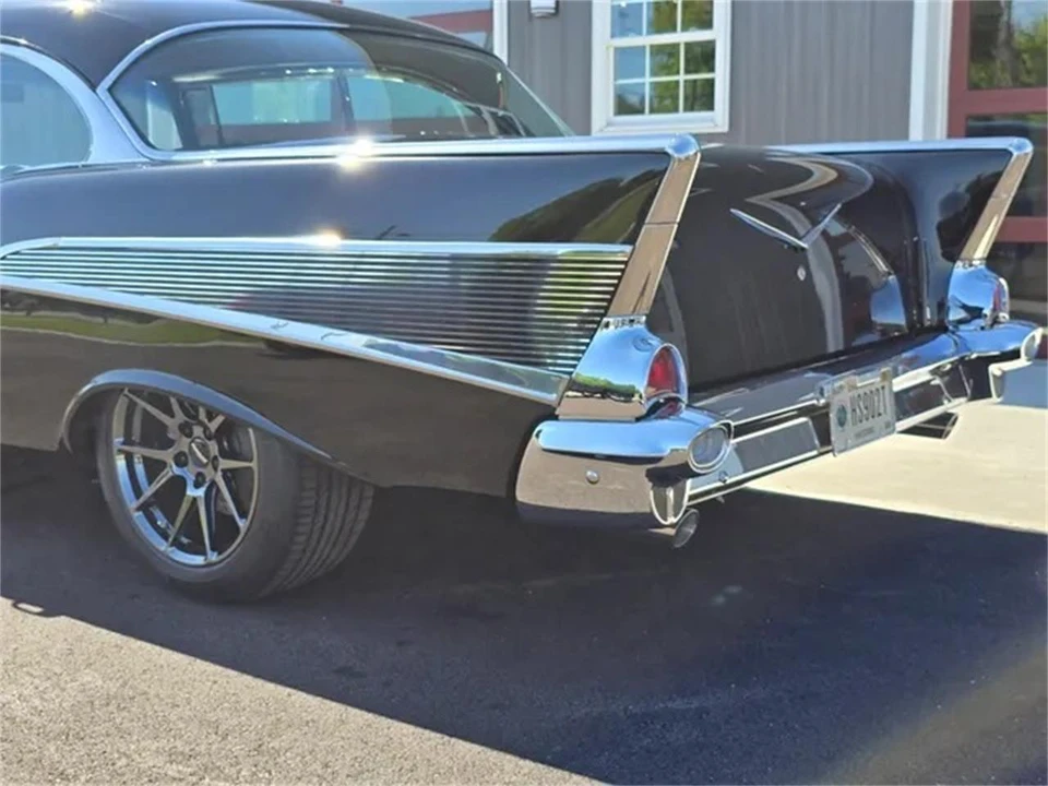 1957 Chevrolet Tri-Five Bel Air 2-Door Hardtop & Coupe - Image 8 of 31