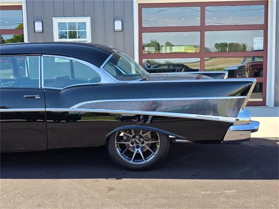 1957 Chevrolet Tri-Five Bel Air 2-Door Hardtop & Coupe - Image 9 of 31