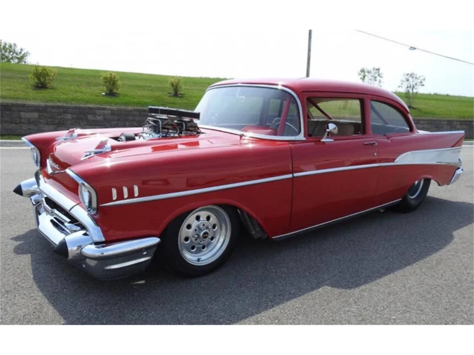 1957 Chevrolet Tri-Five Bel Air 2-Door Hardtop & Coupe - Image 4 of 25
