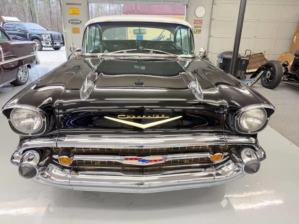 1957 Chevrolet Tri-Five Bel Air 2-Door Hardtop & Coupe - Image 25 of 31
