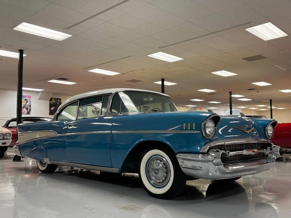 1957 Chevrolet Tri-Five Bel Air 2-Door Hardtop & Coupe - Image 3 of 31