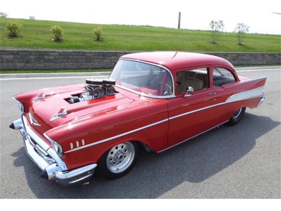 1957 Chevrolet Tri-Five Bel Air 2-Door Hardtop & Coupe - Image 2 of 25