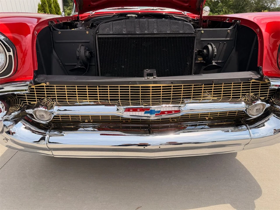 1957 Chevrolet Tri-Five Bel Air 2-Door Hardtop & Coupe - Image 10 of 31