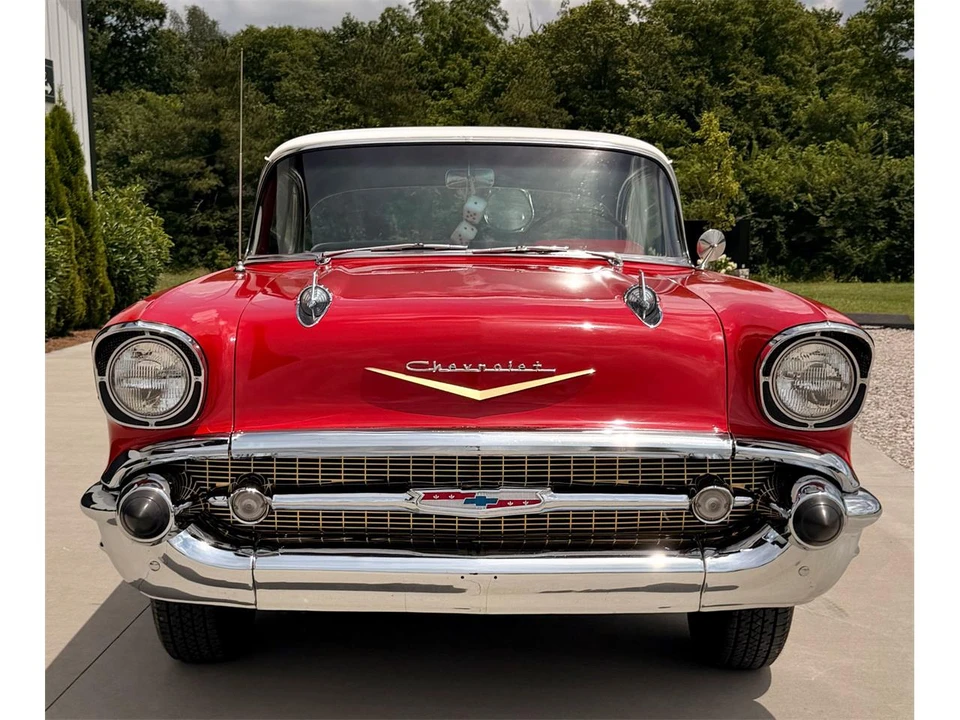 1957 Chevrolet Tri-Five Bel Air 2-Door Hardtop & Coupe - Image 5 of 31