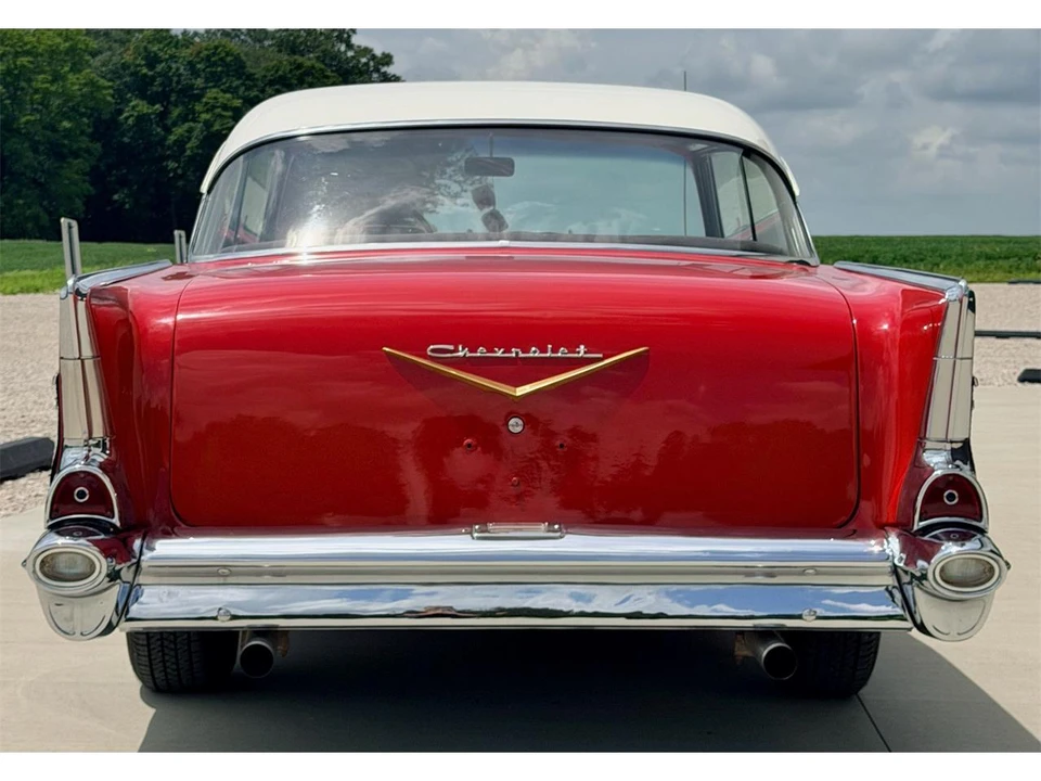 1957 Chevrolet Tri-Five Bel Air 2-Door Hardtop & Coupe - Image 9 of 31