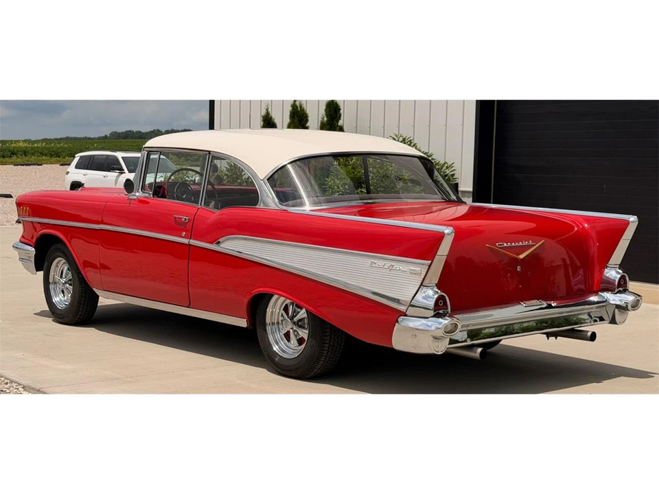 1957 Chevrolet Tri-Five Bel Air 2-Door Hardtop & Coupe - Image 8 of 31