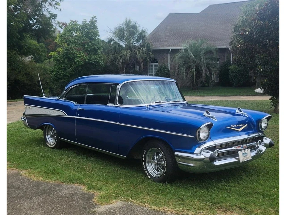 1957 Chevrolet Tri-Five Bel Air 2-Door Hardtop & Coupe - Image 4 of 13