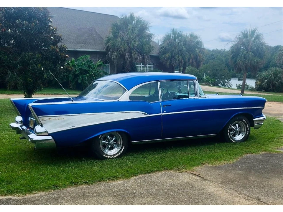 1957 Chevrolet Tri-Five Bel Air 2-Door Hardtop & Coupe - Image 6 of 13