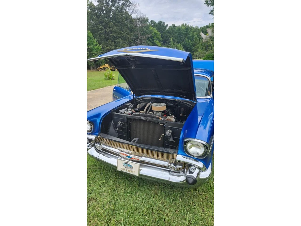 1957 Chevrolet Tri-Five Bel Air 2-Door Hardtop & Coupe - Image 10 of 13