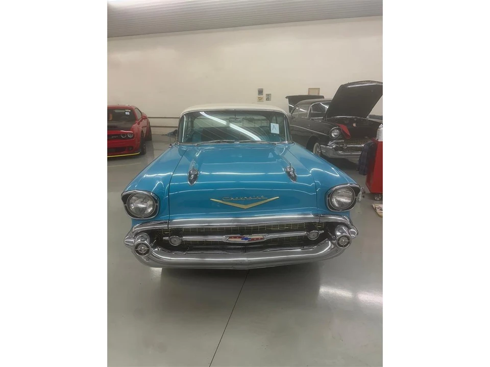 1957 Chevrolet Tri-Five Bel Air 2-Door Hardtop & Coupe - Image 4 of 8