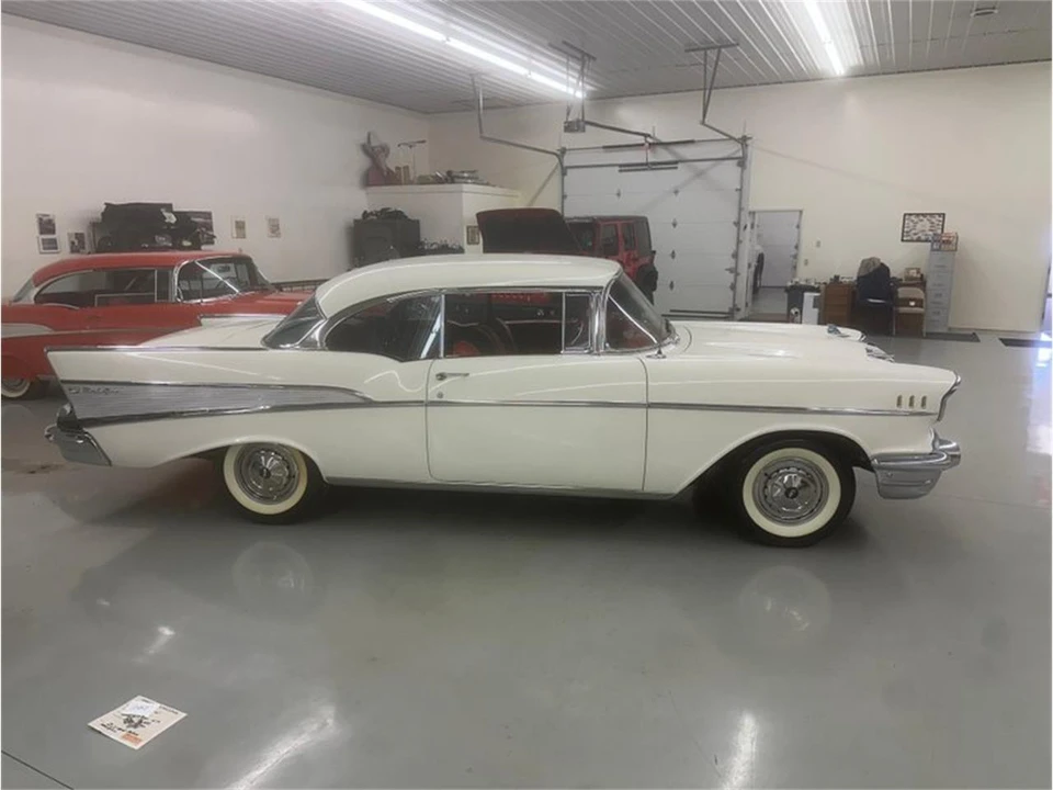 1957 Chevrolet Tri-Five Bel Air 2-Door Hardtop & Coupe - Image 6 of 10