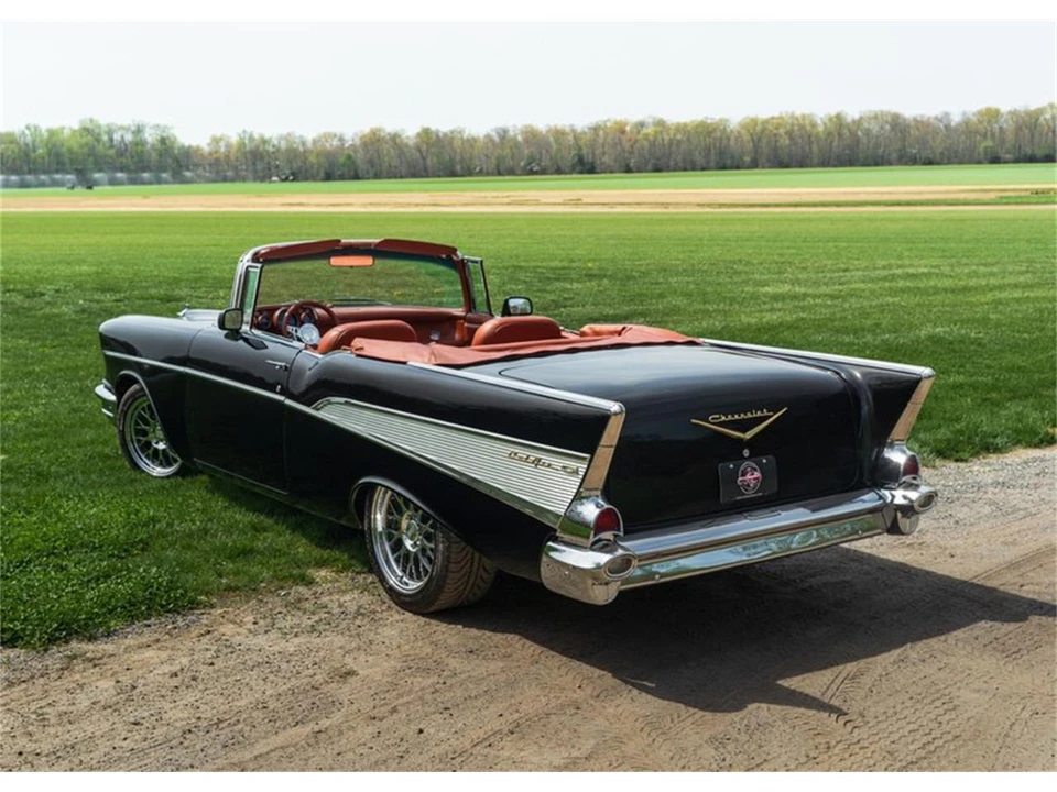 1957 Chevrolet Tri-Five Bel Air 2-Door Hardtop & Coupe - Image 10 of 31