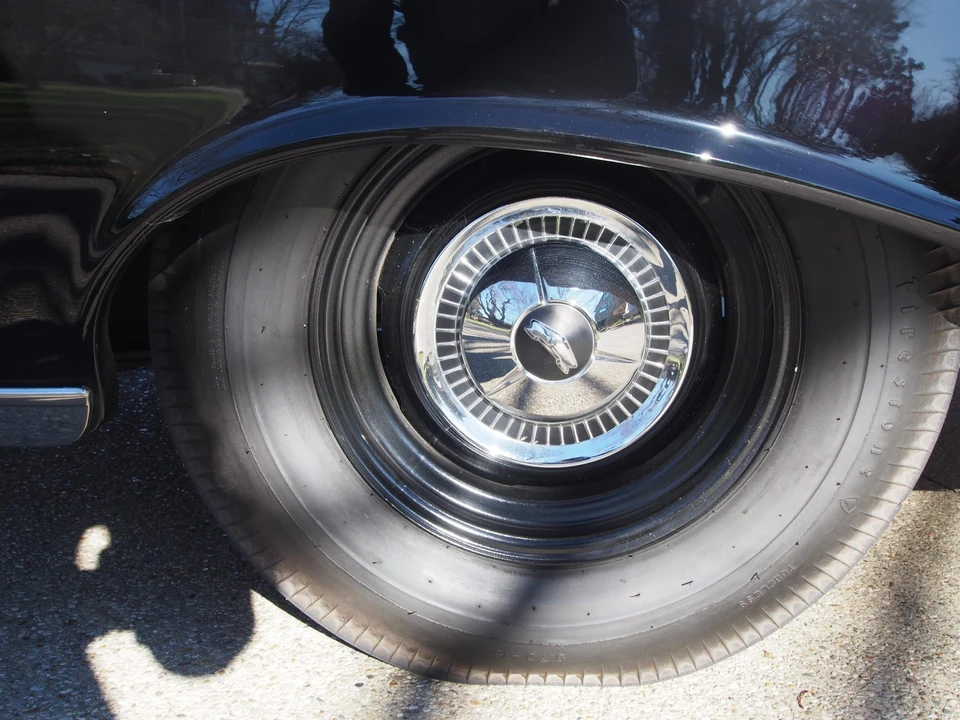1957 Chevrolet Tri-Five Bel Air 2-Door Hardtop & Coupe - Image 23 of 31