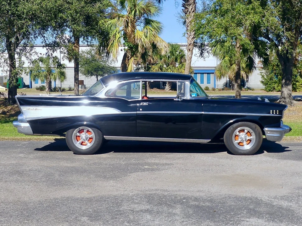 1957 Chevrolet Tri-Five Bel Air 2-Door Hardtop & Coupe - Image 3 of 21