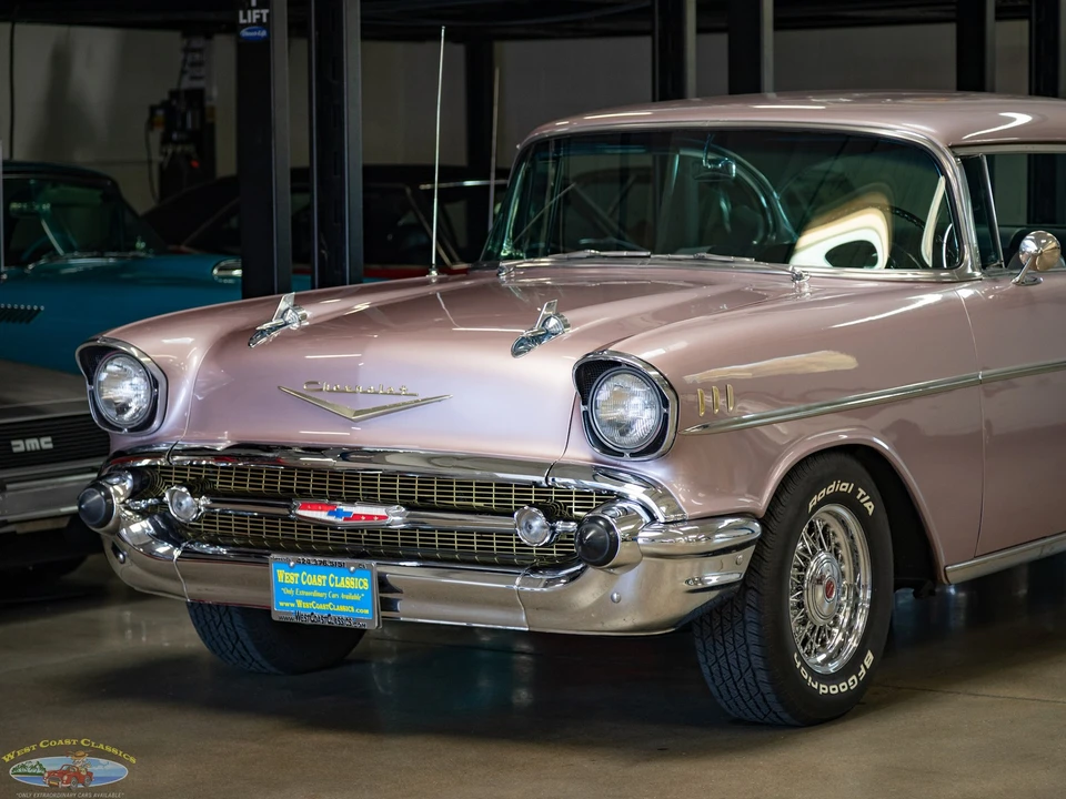 1957 Chevrolet Tri-Five Bel Air 2-Door Hardtop & Coupe - Image 9 of 31