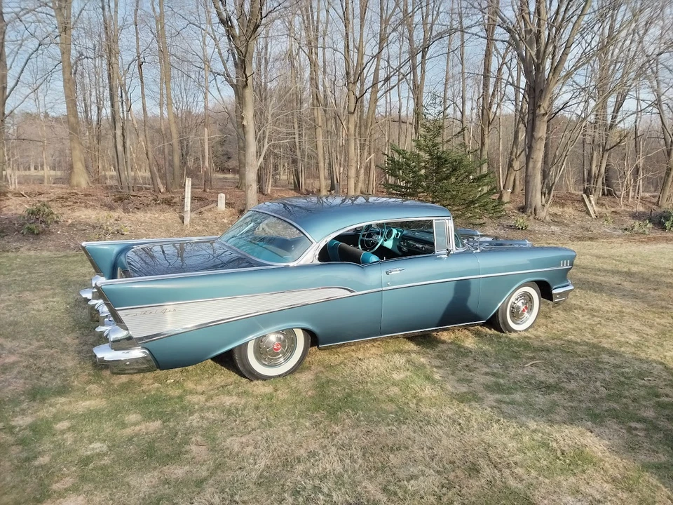 1957 Chevrolet Tri-Five Bel Air 2-Door Hardtop & Coupe - Image 12 of 31