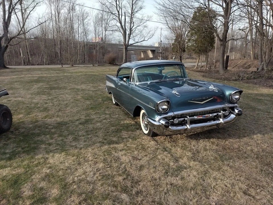 1957 Chevrolet Tri-Five Bel Air 2-Door Hardtop & Coupe - Image 2 of 31