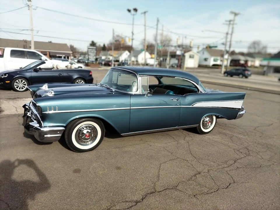 1957 Chevrolet Tri-Five Bel Air 2-Door Hardtop & Coupe - Image 20 of 31