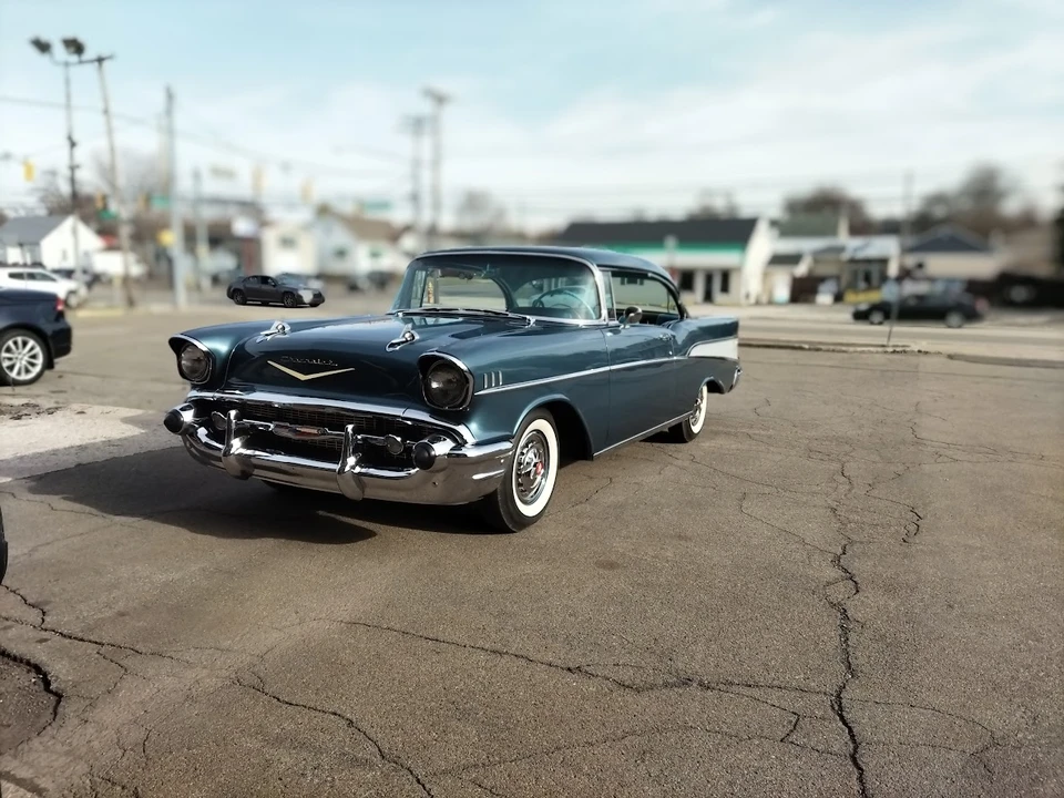 1957 Chevrolet Tri-Five Bel Air 2-Door Hardtop & Coupe - Image 18 of 31