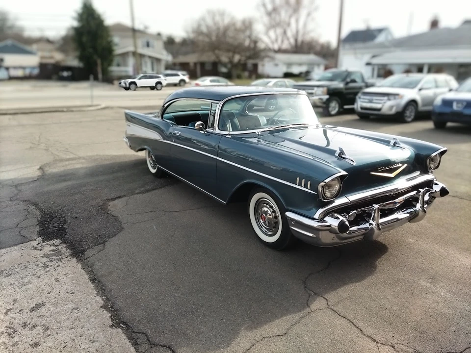 1957 Chevrolet Tri-Five Bel Air 2-Door Hardtop & Coupe - Image 22 of 31