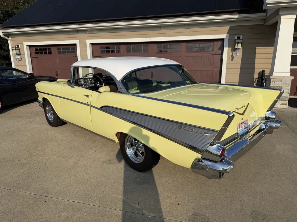 1957 Chevrolet Tri-Five Bel Air 2-Door Hardtop & Coupe - Image 5 of 31