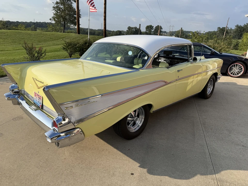 1957 Chevrolet Tri-Five Bel Air 2-Door Hardtop & Coupe - Image 7 of 31