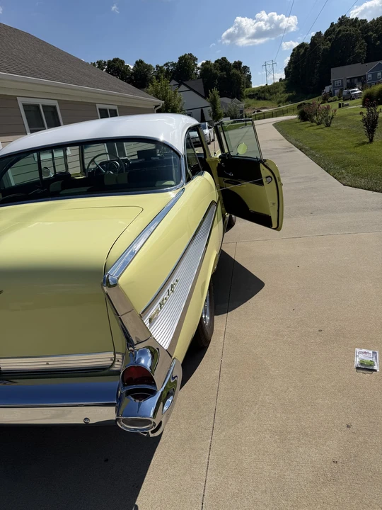 1957 Chevrolet Tri-Five Bel Air 2-Door Hardtop & Coupe - Image 24 of 31