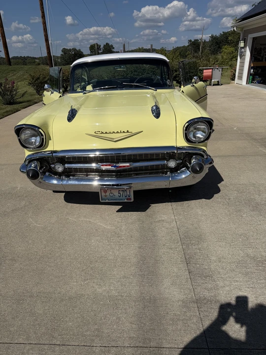 1957 Chevrolet Tri-Five Bel Air 2-Door Hardtop & Coupe - Image 10 of 31