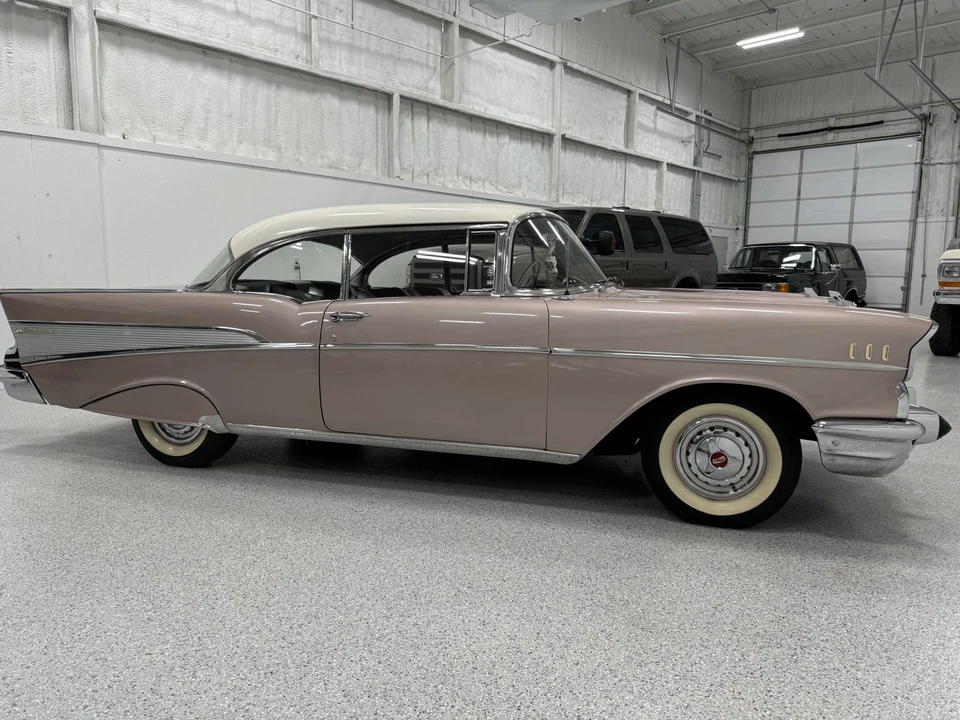 1957 Chevrolet Tri-Five Bel Air 2-Door Hardtop & Coupe - Image 17 of 31