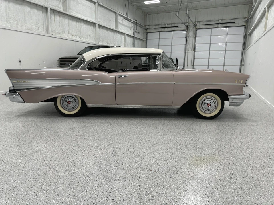 1957 Chevrolet Tri-Five Bel Air 2-Door Hardtop & Coupe - Image 19 of 31