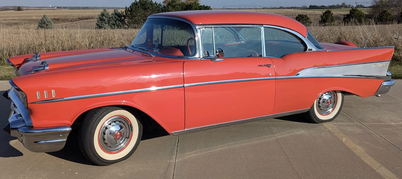 1957 Chevrolet Tri-Five Bel Air 2-Door Hardtop & Coupe - Image 4 of 31