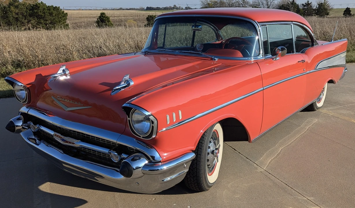 1957 Chevrolet Tri-Five Bel Air 2-Door Hardtop & Coupe - Image 2 of 31