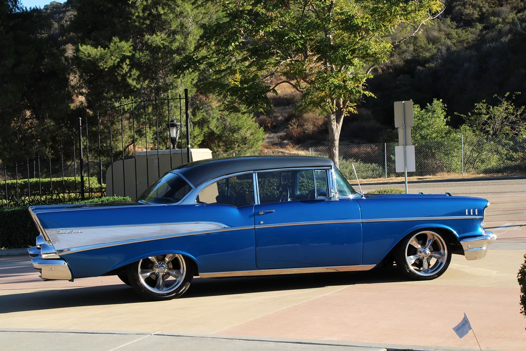 1957 Chevrolet Tri-Five Bel Air 2-Door Hardtop & Coupe - Image 19 of 31