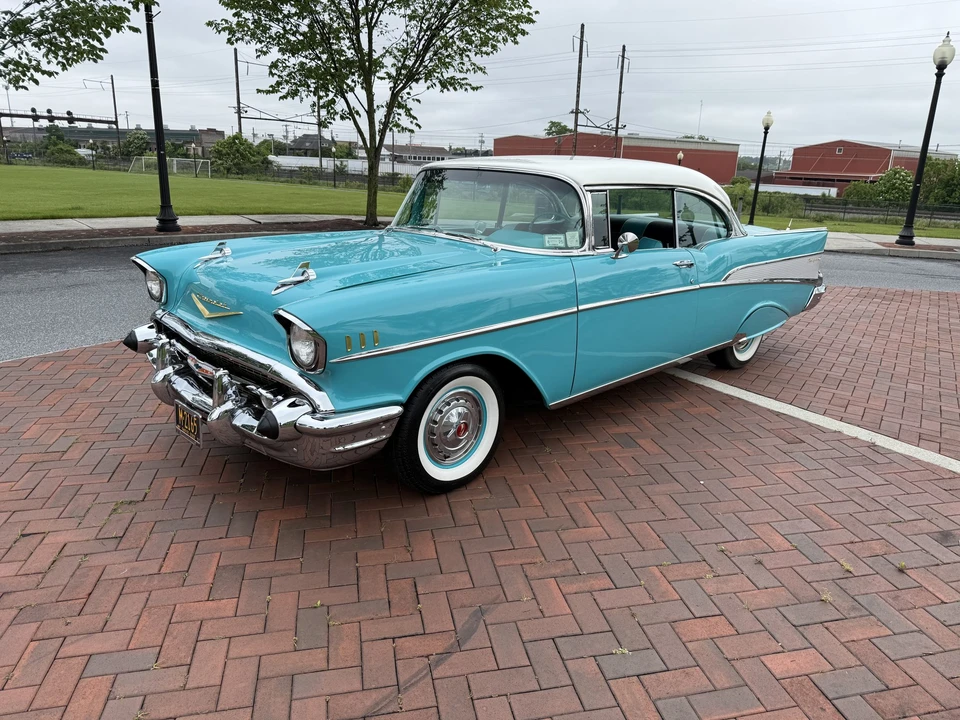 1957 Chevrolet Tri-Five Bel Air 2-Door Hardtop & Coupe - Image 2 of 31