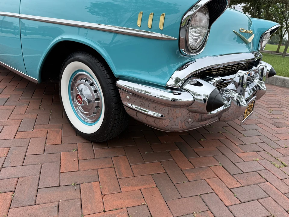 1957 Chevrolet Tri-Five Bel Air 2-Door Hardtop & Coupe - Image 14 of 31