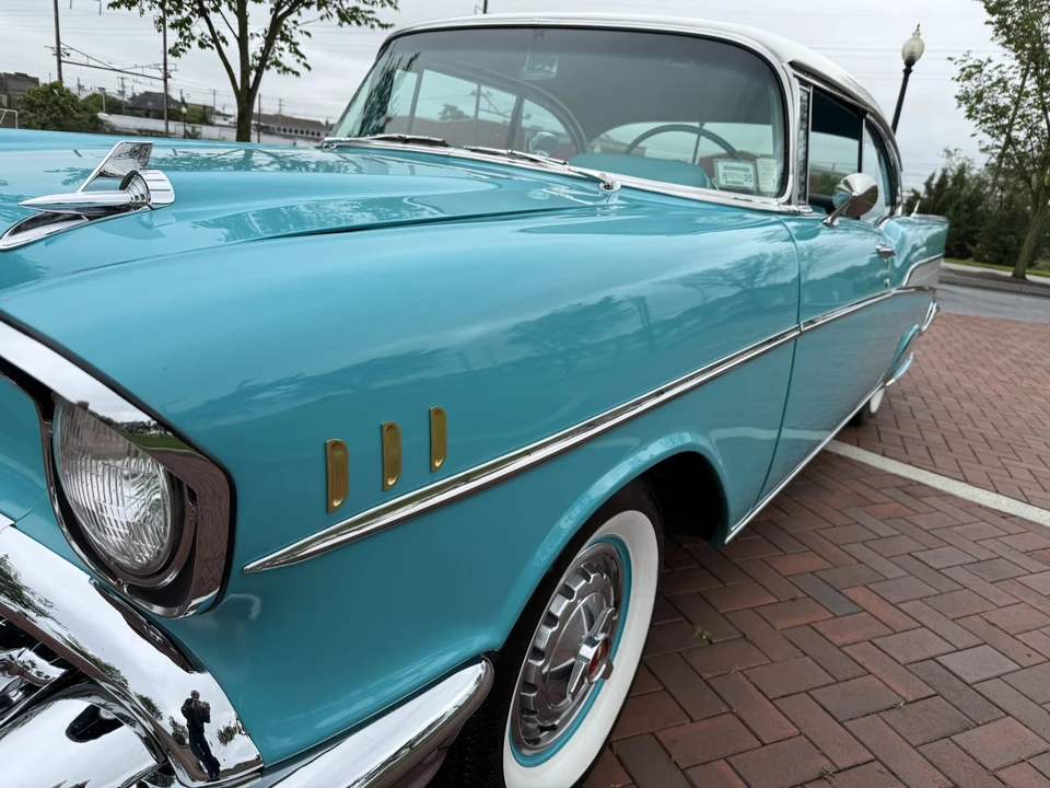 1957 Chevrolet Tri-Five Bel Air 2-Door Hardtop & Coupe - Image 23 of 31