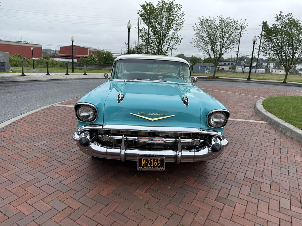 1957 Chevrolet Tri-Five Bel Air 2-Door Hardtop & Coupe - Image 3 of 31
