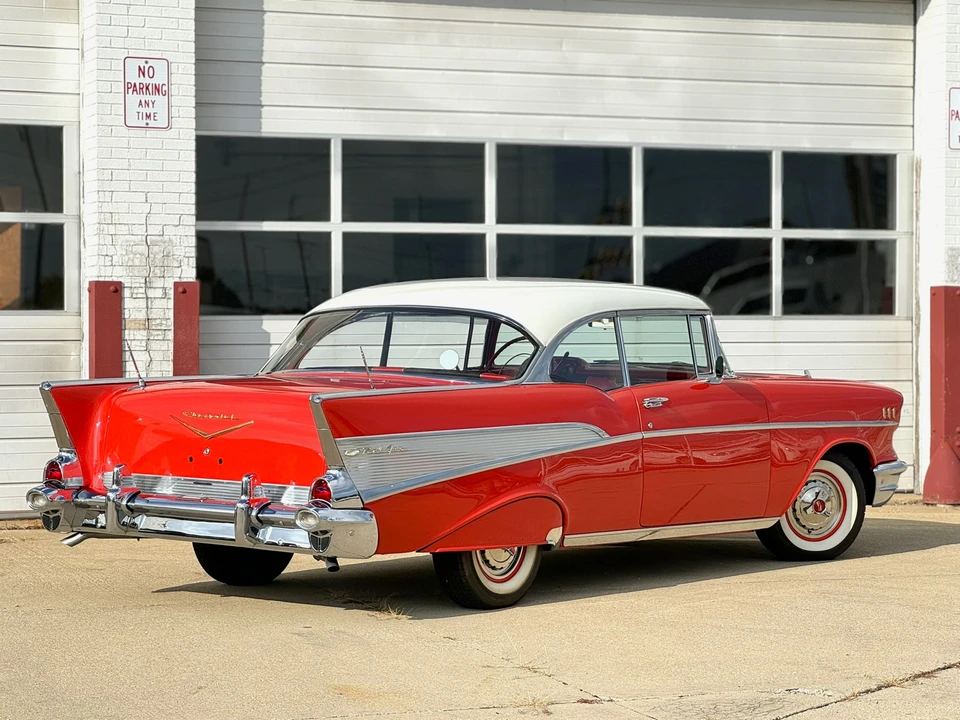 1957 Chevrolet Tri-Five Bel Air 2-Door Hardtop & Coupe - Image 17 of 31