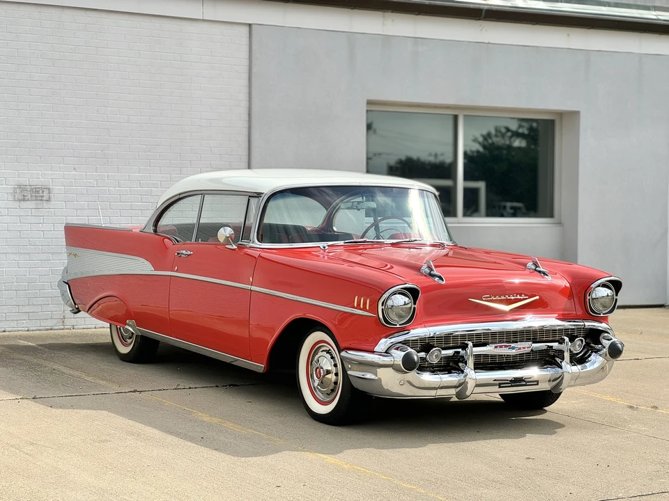 1957 Chevrolet Tri-Five Bel Air 2-Door Hardtop & Coupe - Image 25 of 31