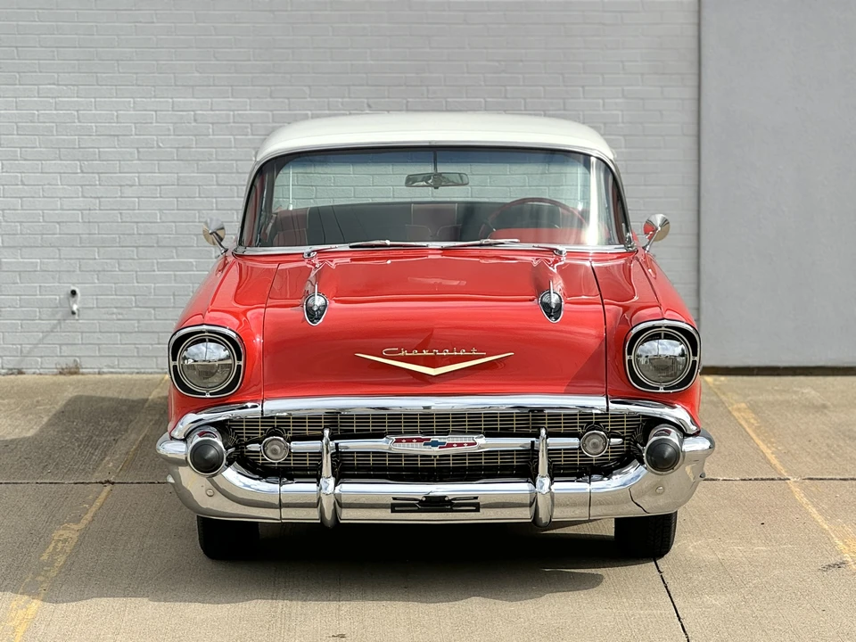 1957 Chevrolet Tri-Five Bel Air 2-Door Hardtop & Coupe - Image 2 of 31