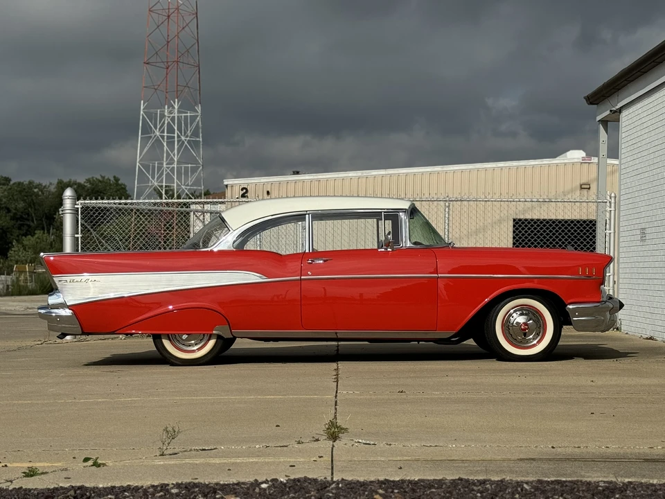 1957 Chevrolet Tri-Five Bel Air 2-Door Hardtop & Coupe - Image 19 of 31