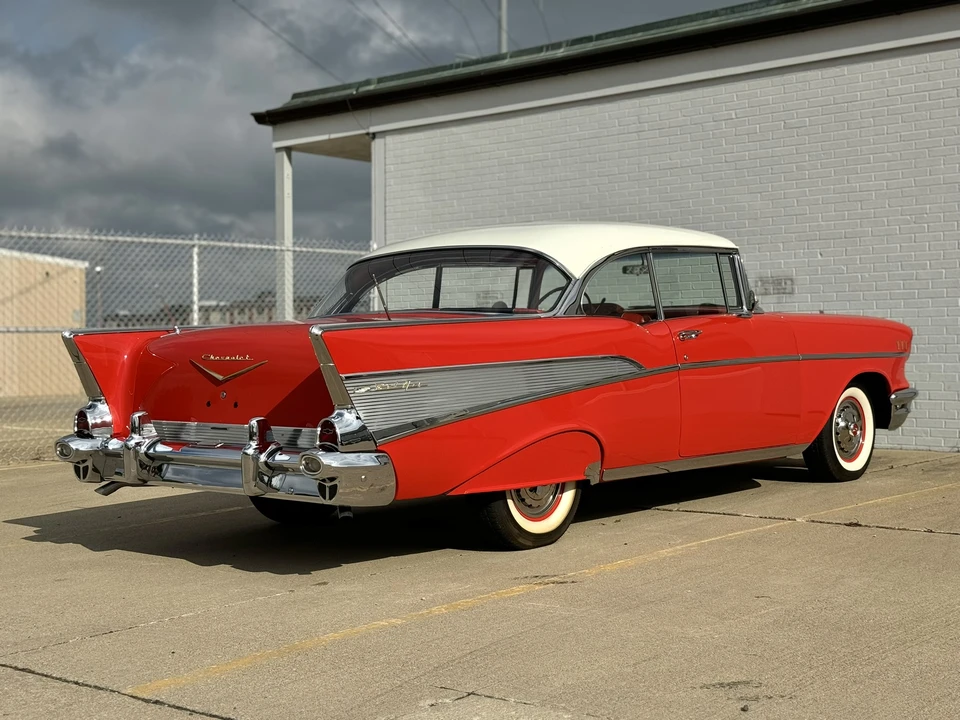 1957 Chevrolet Tri-Five Bel Air 2-Door Hardtop & Coupe - Image 16 of 31