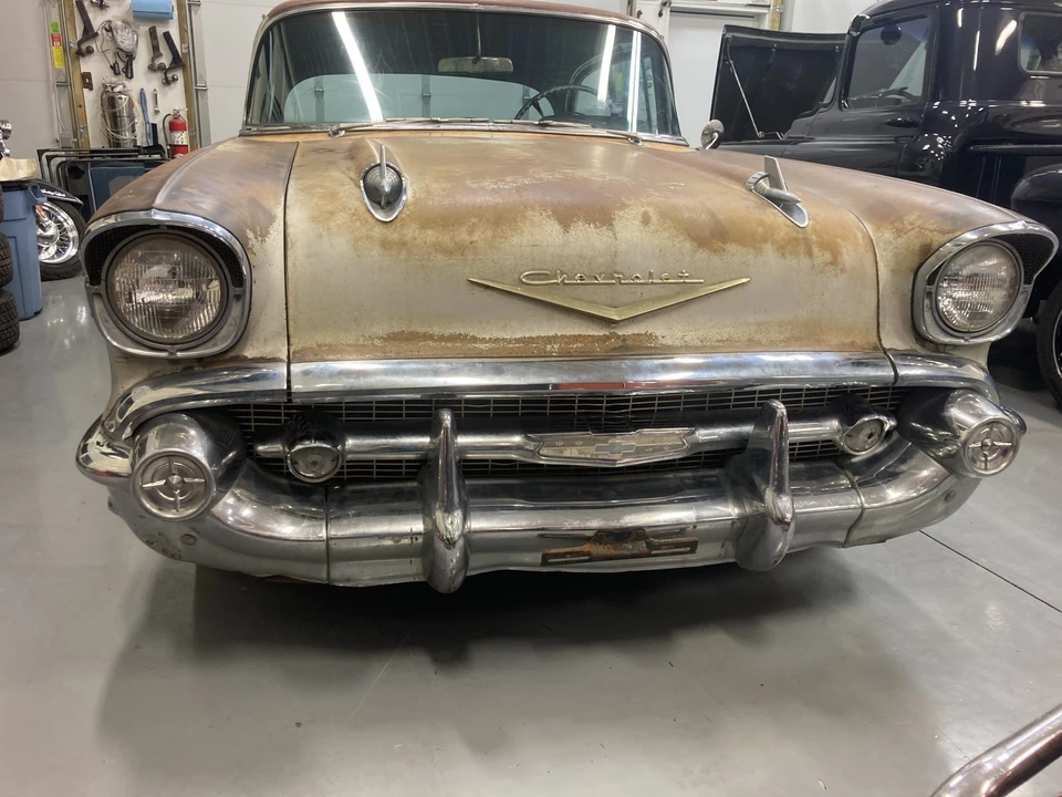 1957 Chevrolet Tri-Five Bel Air Sedan & Wagon - Image 12 of 31