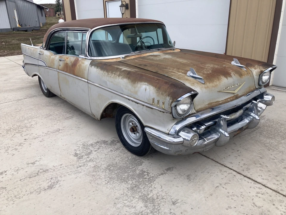 1957 Chevrolet Tri-Five Bel Air Sedan & Wagon - Image 7 of 31