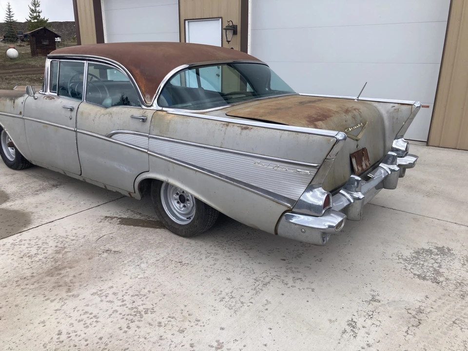 1957 Chevrolet Tri-Five Bel Air Sedan & Wagon - Image 4 of 31